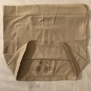 Ingrid and Isabel Be Band